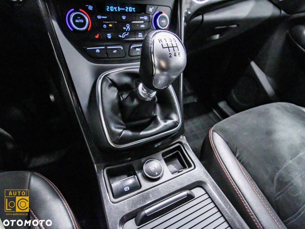 Ford Kuga 1.5 EcoBoost FWD ST-Line ASS - 25