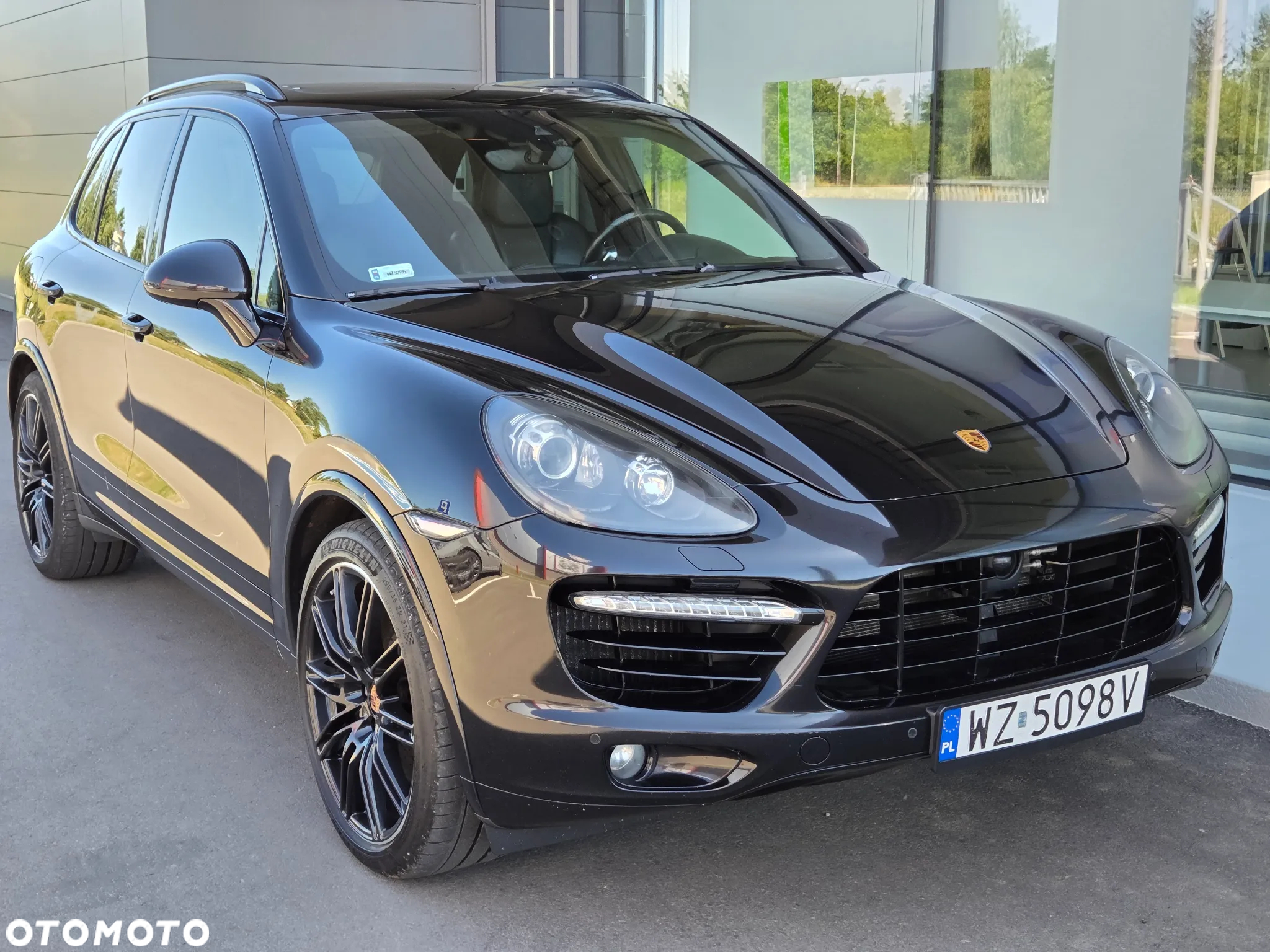 Porsche Cayenne Turbo - 2