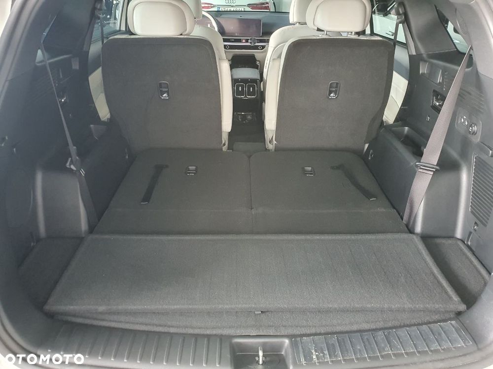 Kia Sorento - 38