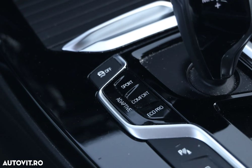 BMW X3 xDrive20d AT xLine - 25