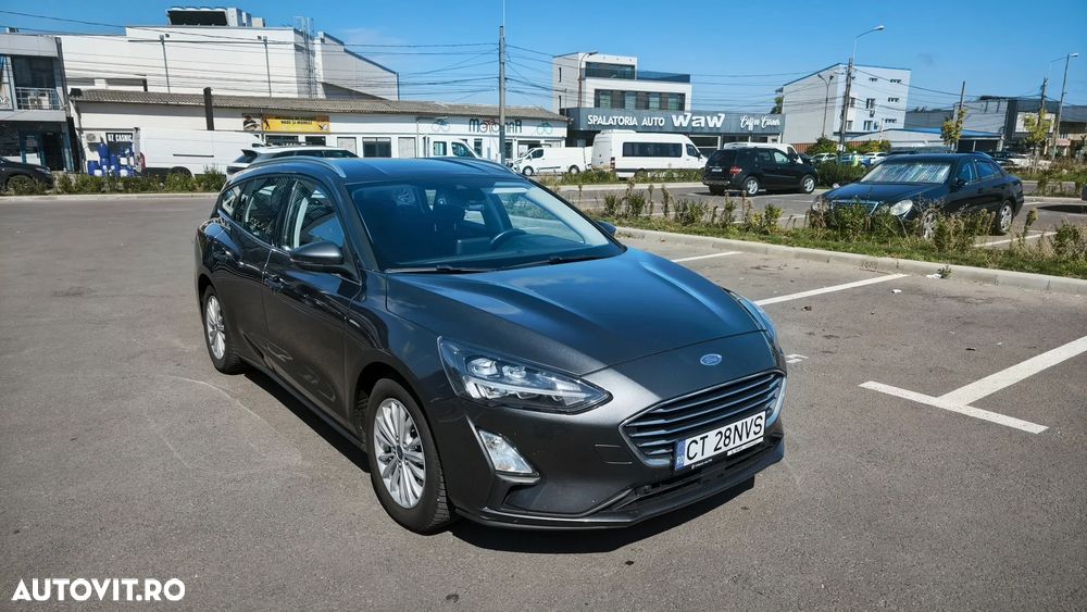 FORD Focus 2020 — imagine 3