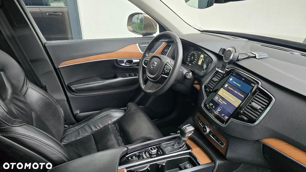 Volvo XC 90 D5 AWD Geartronic Inscription - 14
