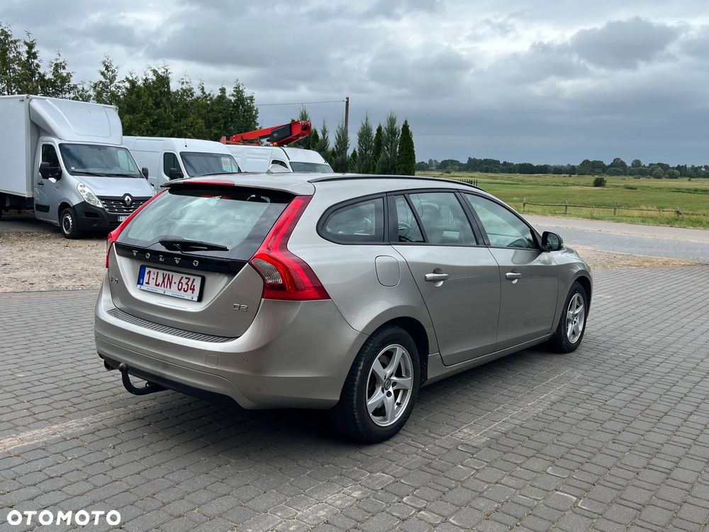 Volvo V60 D2 Drive-E Summum - 4
