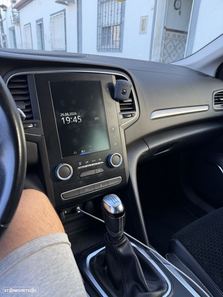 Renault Mégane ENERGY dCi 110 INTENS - 12