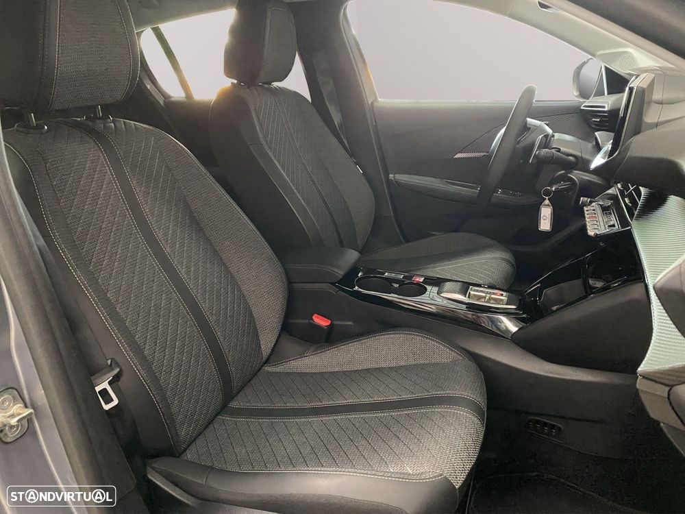 Peugeot 208 1.2 Hybrid Allure e-DCS6 - 18