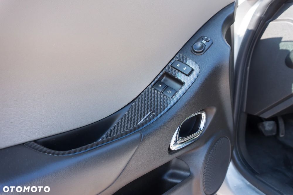 Chevrolet Camaro 3.6 V6 Coupe 2LT - 29