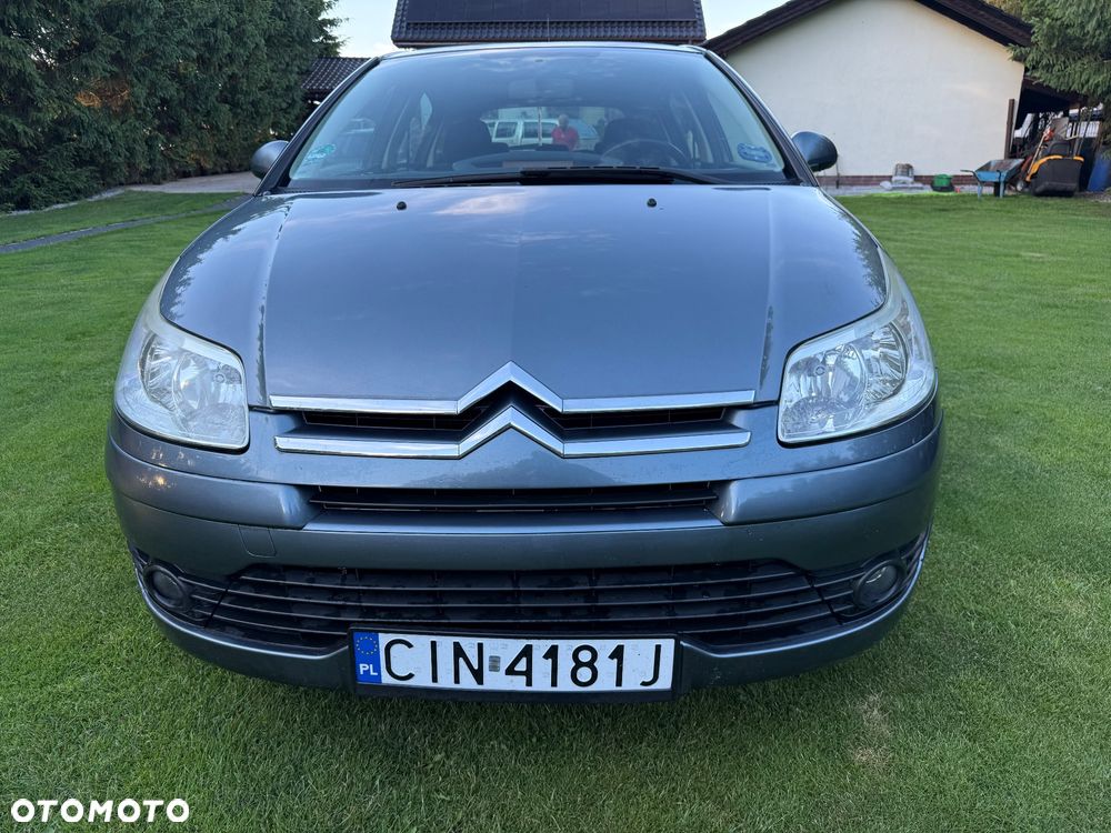 Citroën C4 1.6 16V Magic - 2