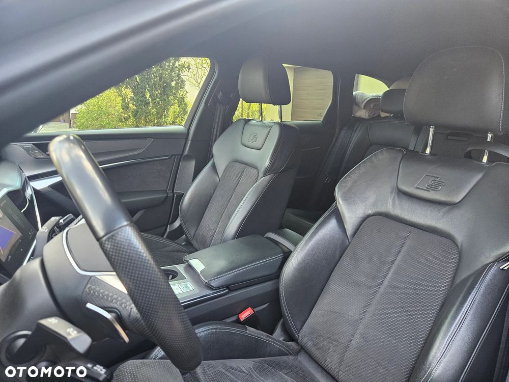 Audi S6 Avant - 13