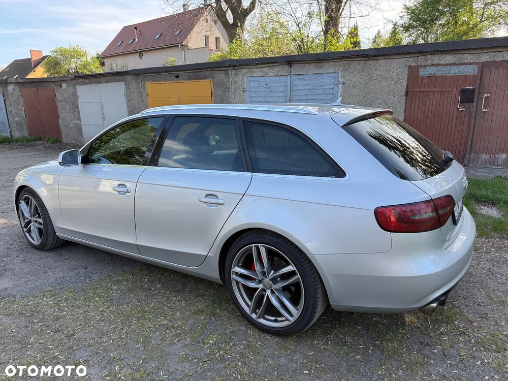 Audi A4 Avant 2.0 TDI Quattro S tronic - 5