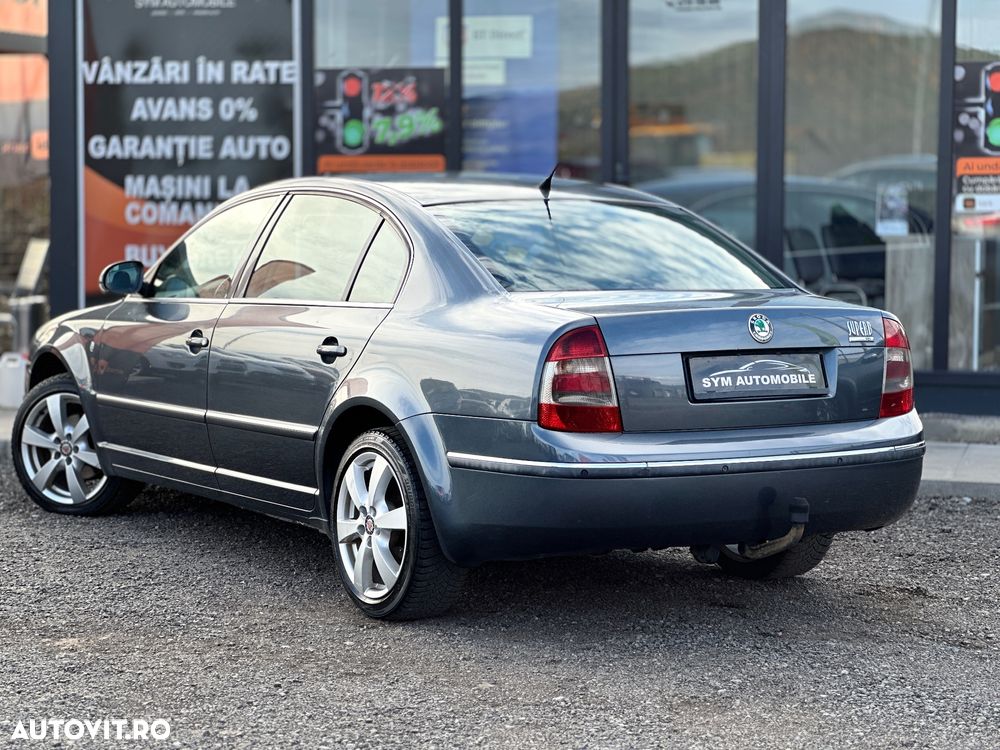 Skoda Superb 2.0 TDI Ambition - 3