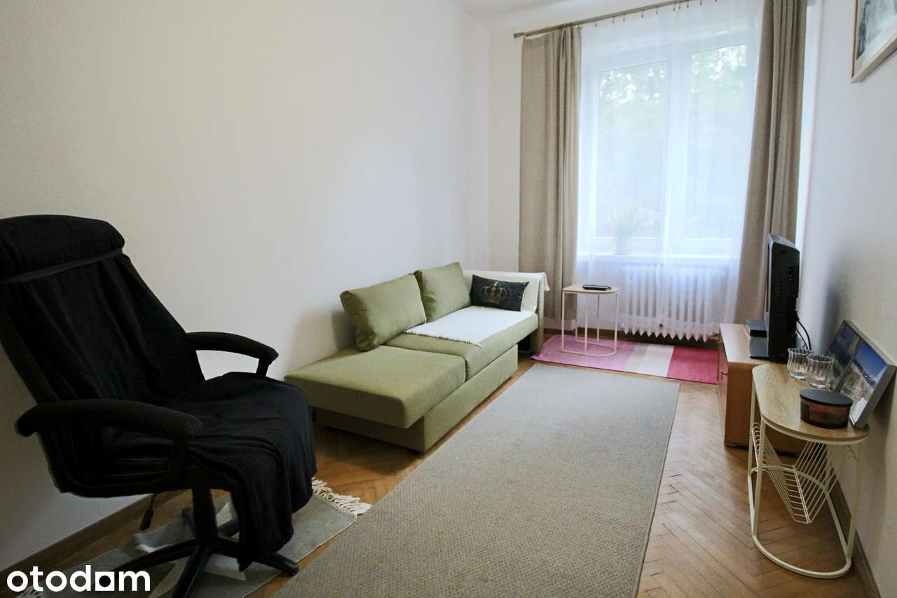 PL/RU 2 osobny pokoje/Dla studentów/Po gen remoncie/Osobna kuchnia