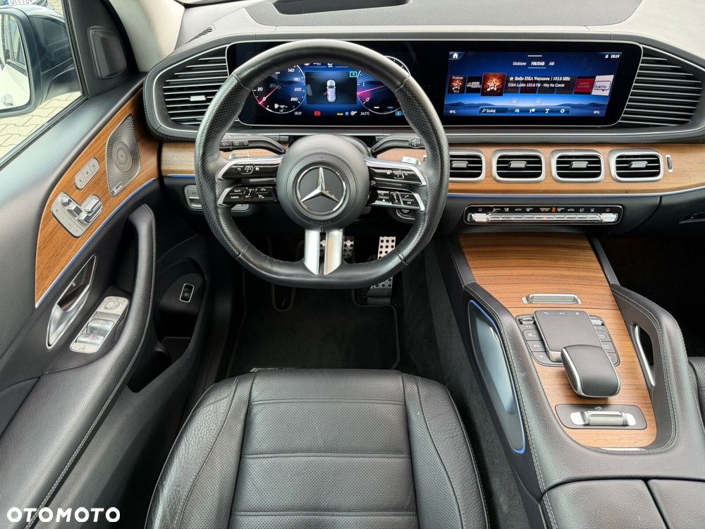 Mercedes-Benz GLS - 16