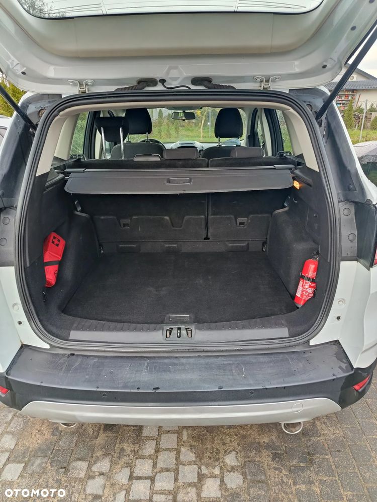 Ford Kuga 1.5 TDCi FWD Edition - 11