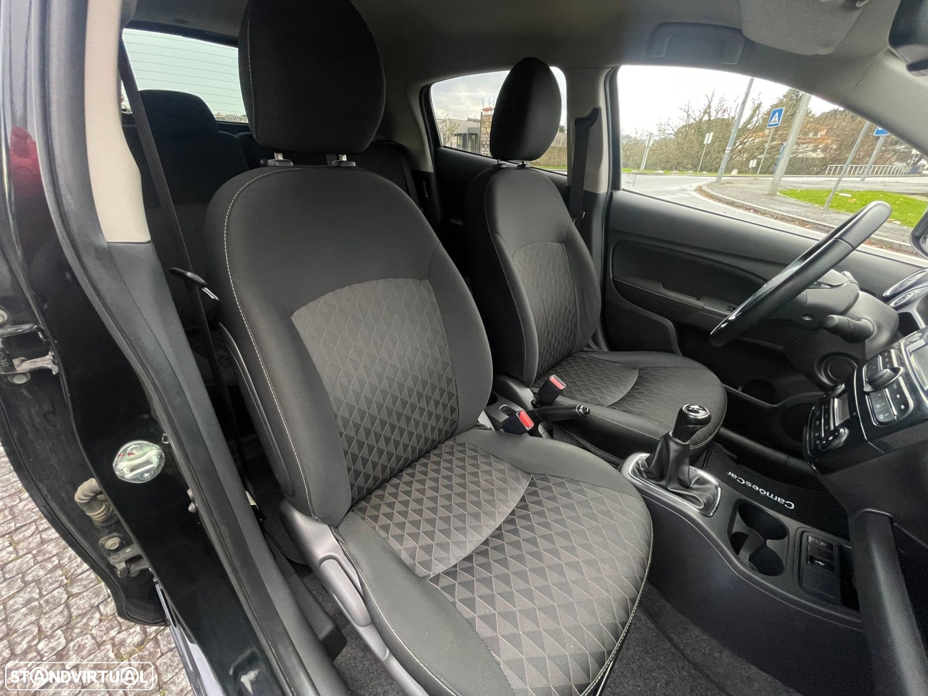 Mitsubishi Space Star 1.2 Intense - 29