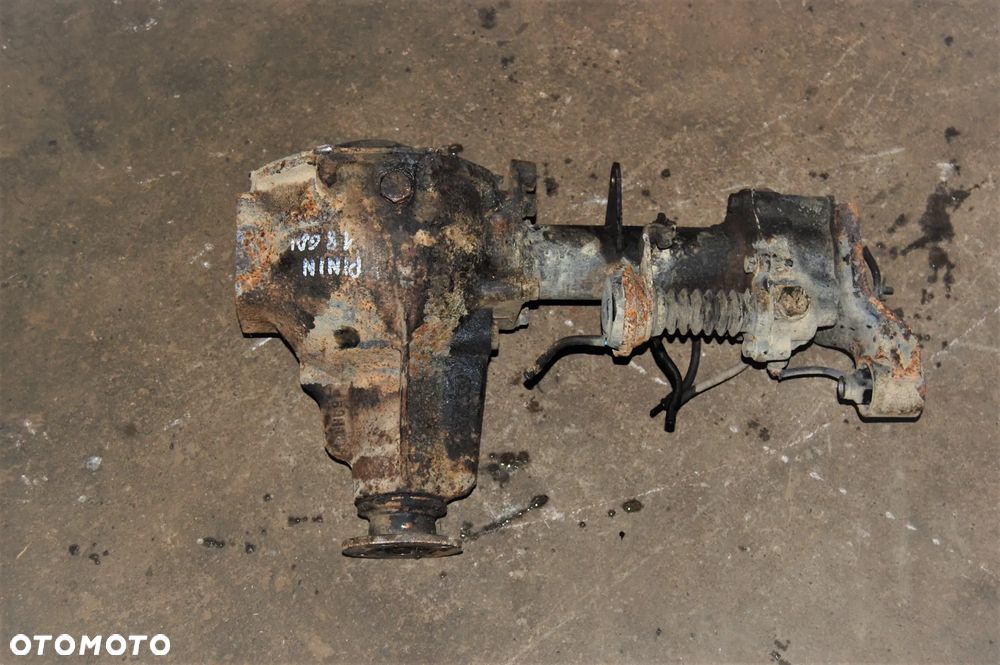 MITSUBISHI PAJERO PININ 1,8 GDI - Przedni most napędowy.