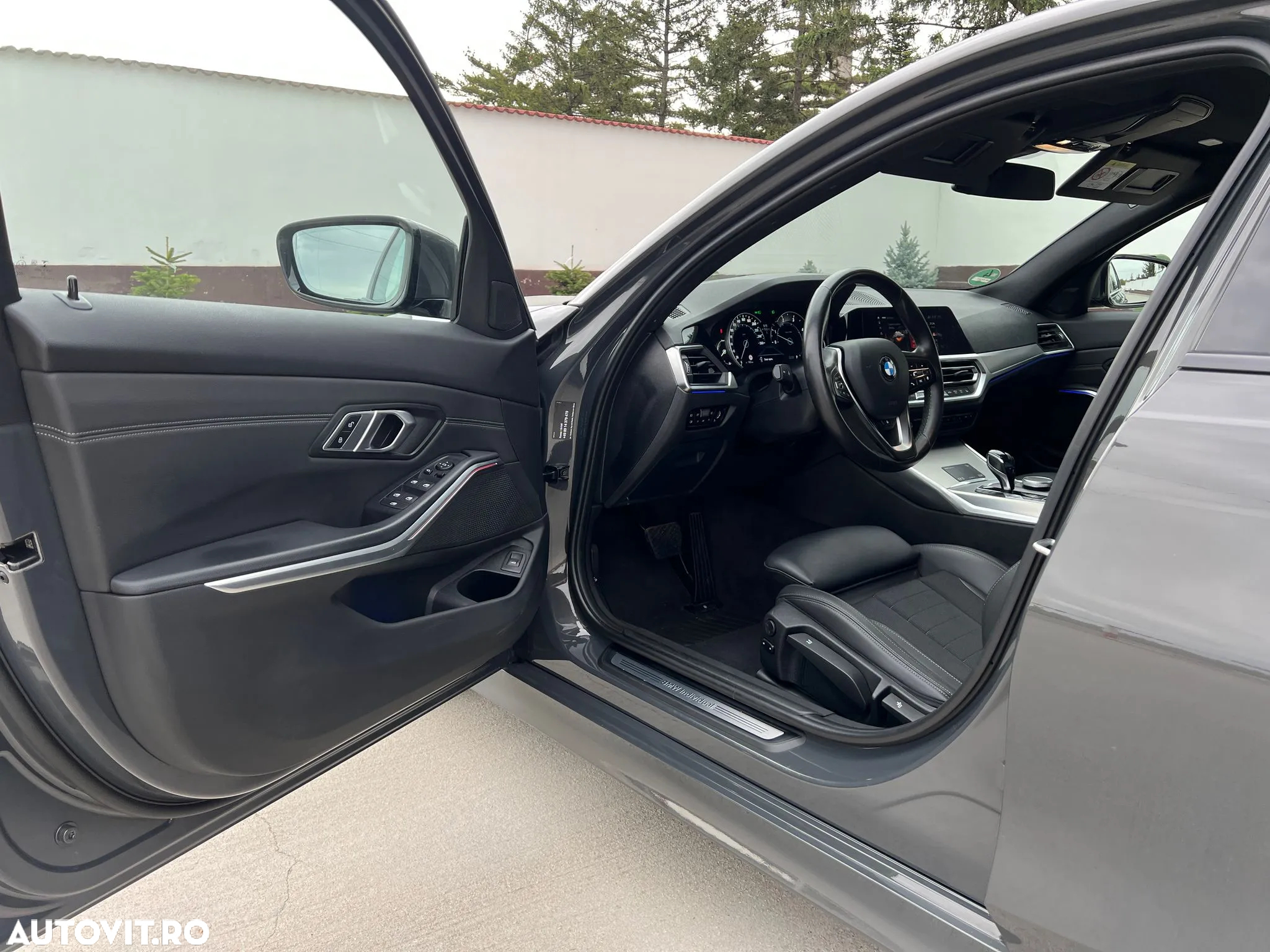 BMW Seria 3 320d Aut. Sport Line - 16