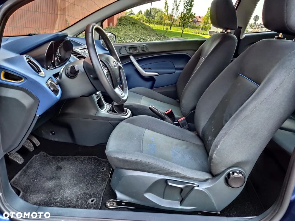 Ford Fiesta 1.25 Trend - 17