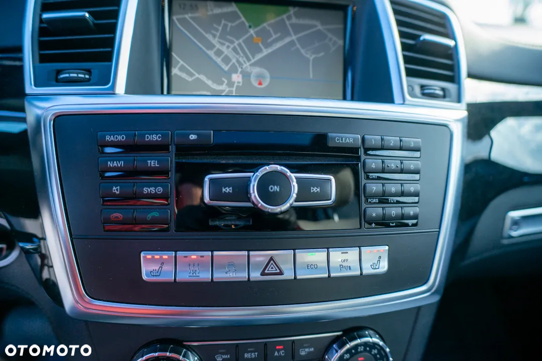 Mercedes-Benz GL 350 BlueTec 4-Matic - 36