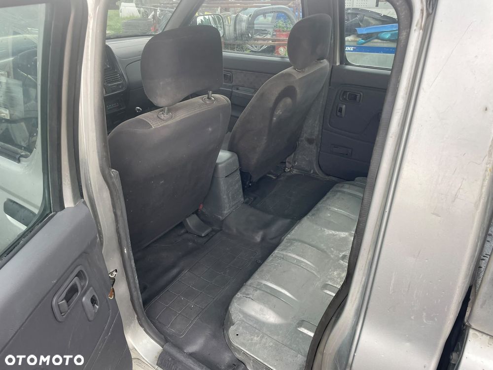 Nissan Navara - 10