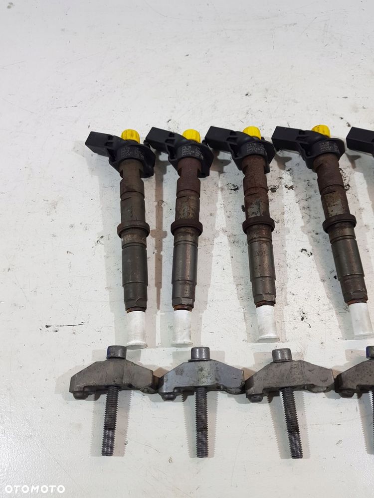 wtryskiwacz 0445115029 vw crafter 2.5 tdi - 2