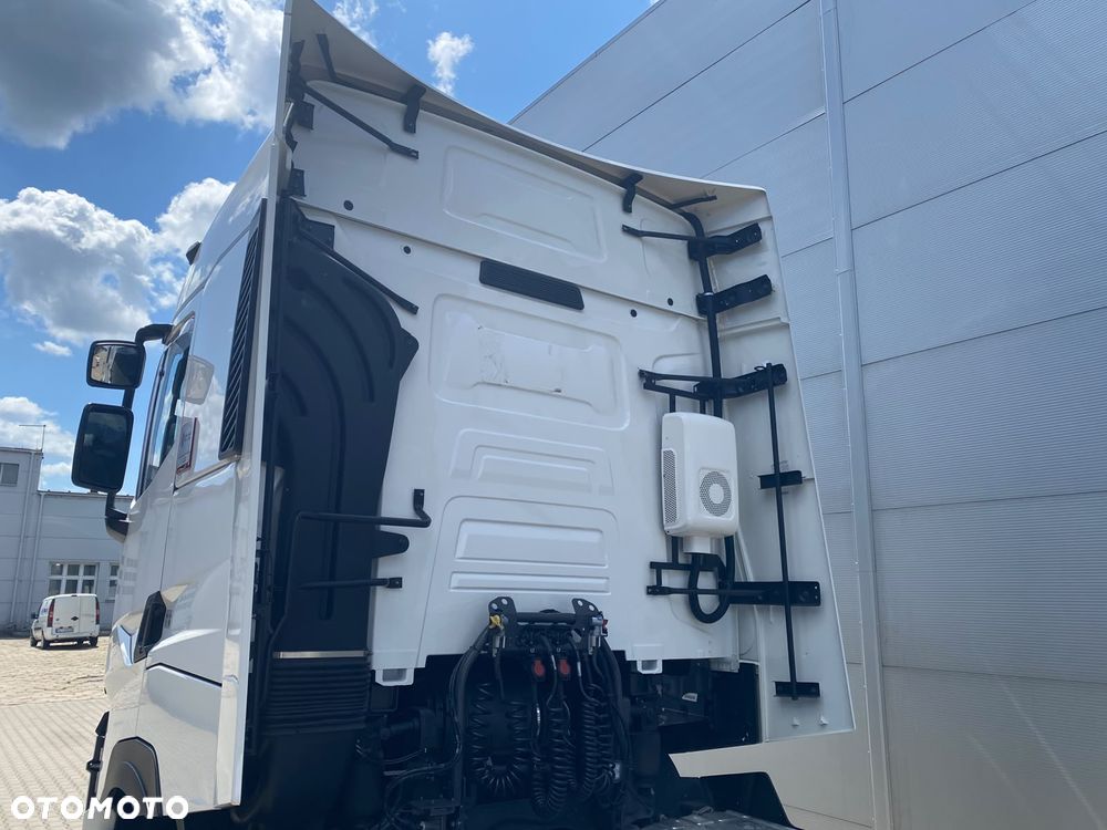 Renault T520 EVO 2025 (LIFT) HIGH CAB (STANDARD) - 12