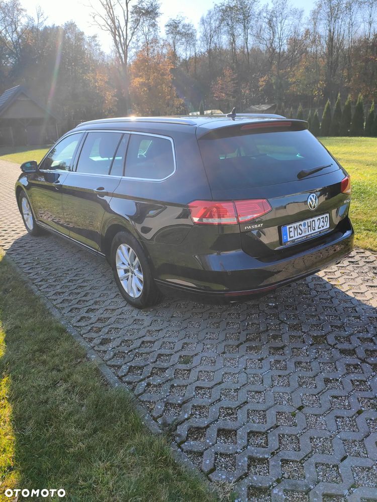 Volkswagen Passat Variant 1.6 TDI (BlueMotion Technology) DSG Comfortline - 4