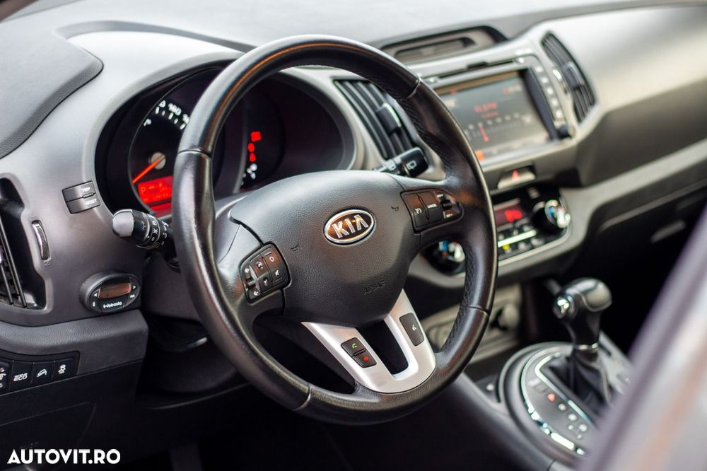 Kia Sportage 2,0 CRDI AWD Aut. Vision - 8
