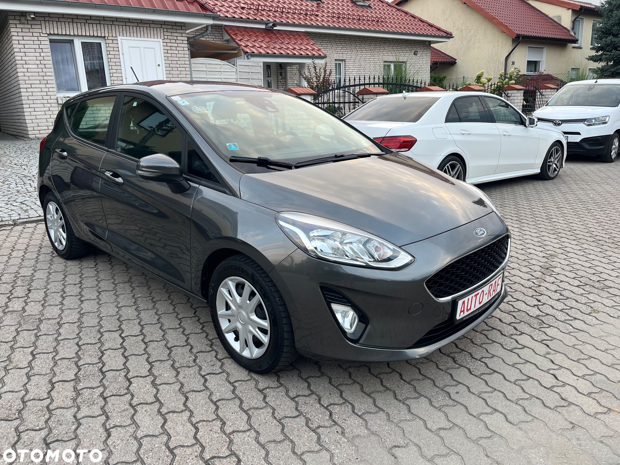 Ford Fiesta 1.1 COOL&CONNECT - 17