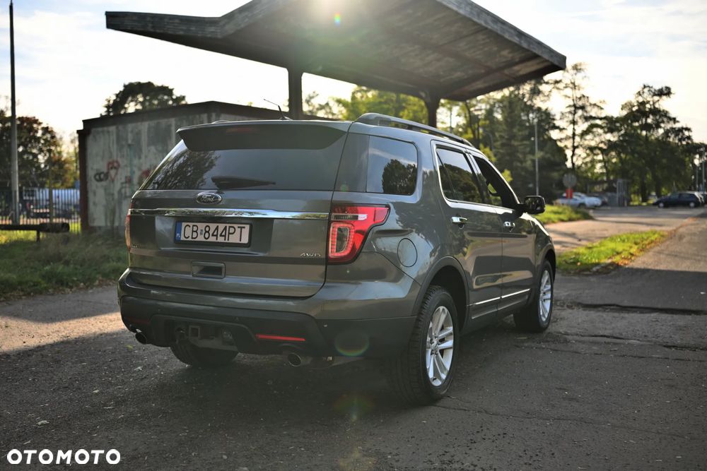 Ford Explorer - 12