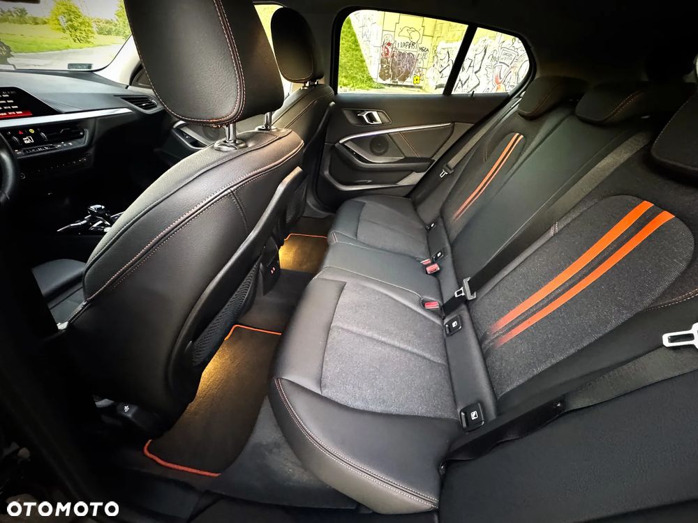 BMW Seria 1 118i Sport Line - 22