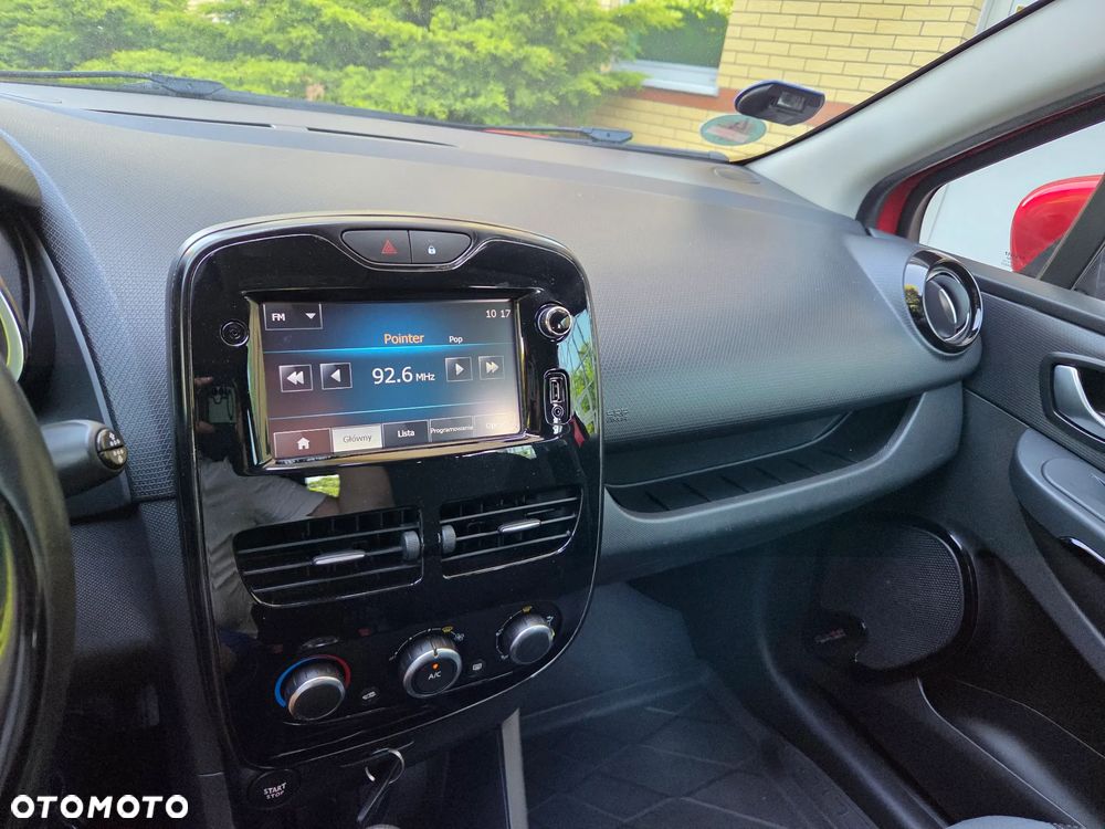 Renault Clio 0.9 TCe Business - 33