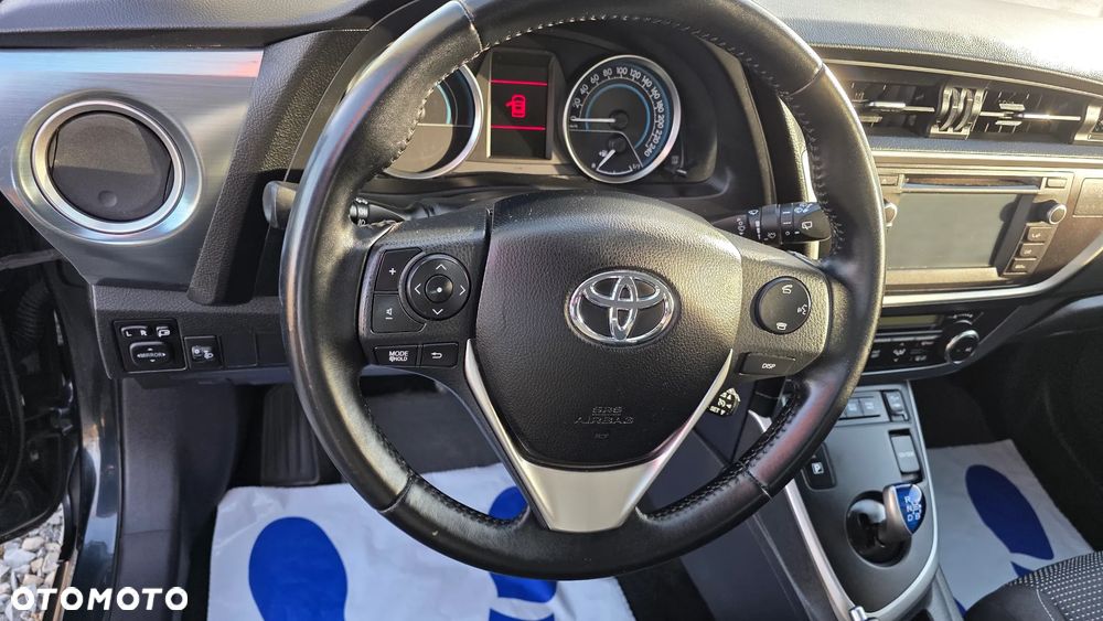 Toyota Auris - 15