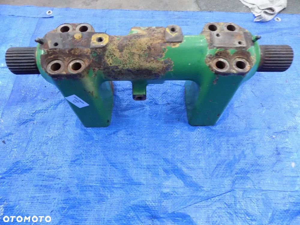 ramie podnośnika wałek l76098 l76095 john deere 6300 6100 6200 6400 - 7