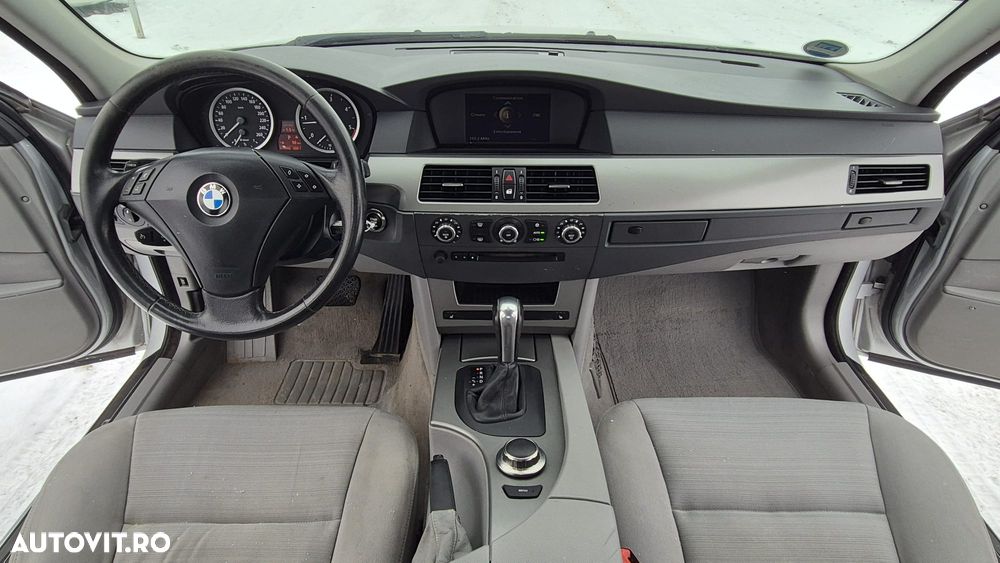 BMW Seria 5 520d Aut. - 11