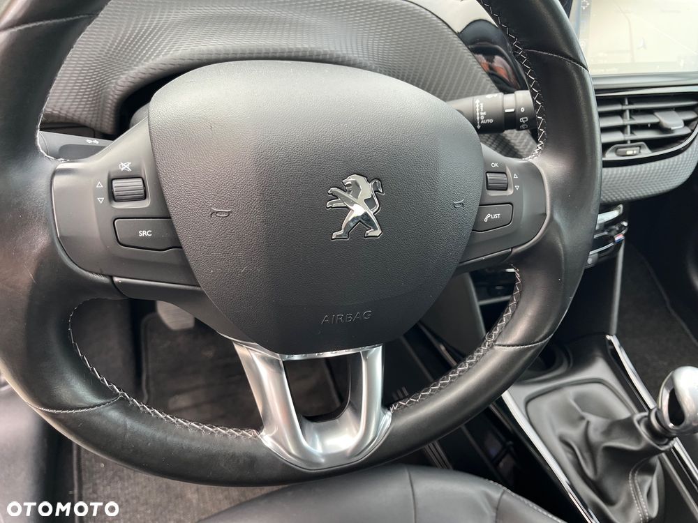 Peugeot 2008 BlueHDi FAP 120 STOP & START Allure - 14
