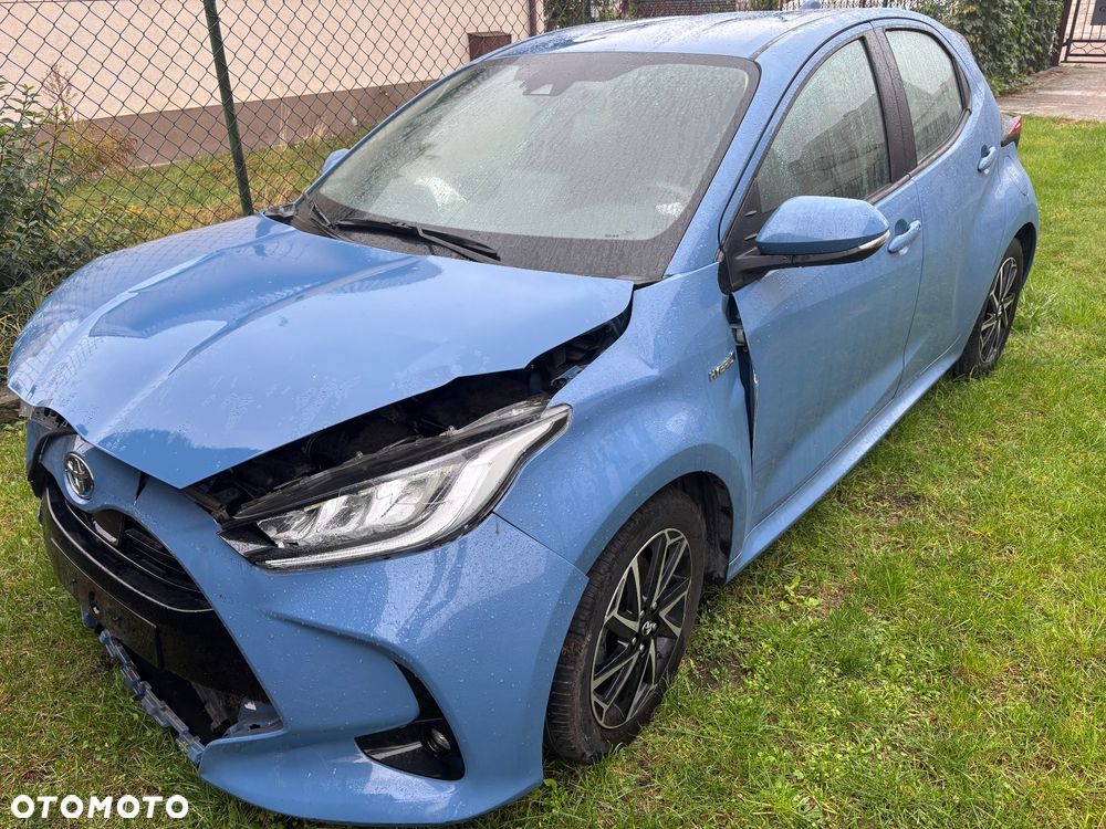 Toyota Yaris - 12