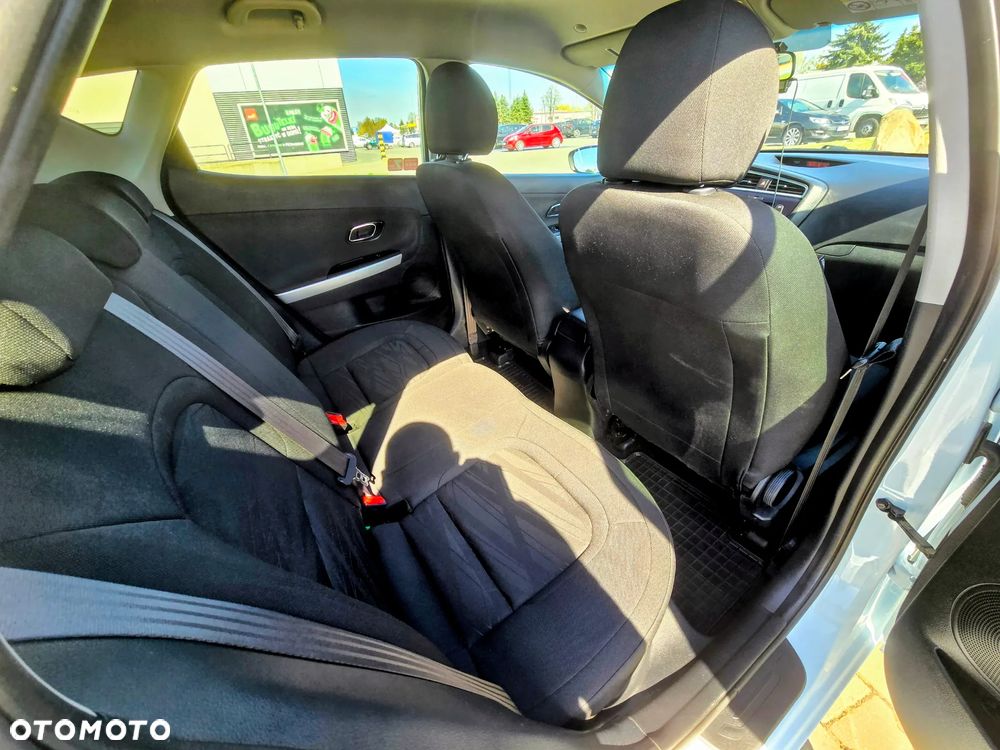 Kia Ceed 1.6 GDI M - 13