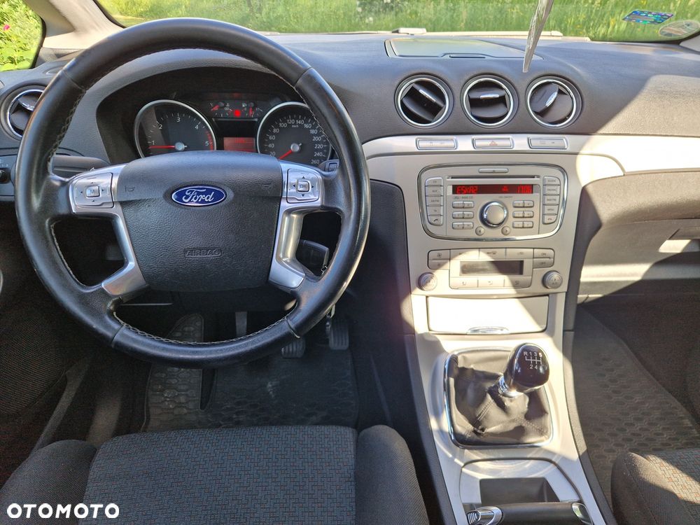 Ford S-Max - 5