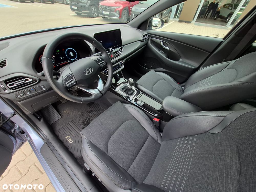 Hyundai i30 1.5 T-GDI 48V Smart - 12