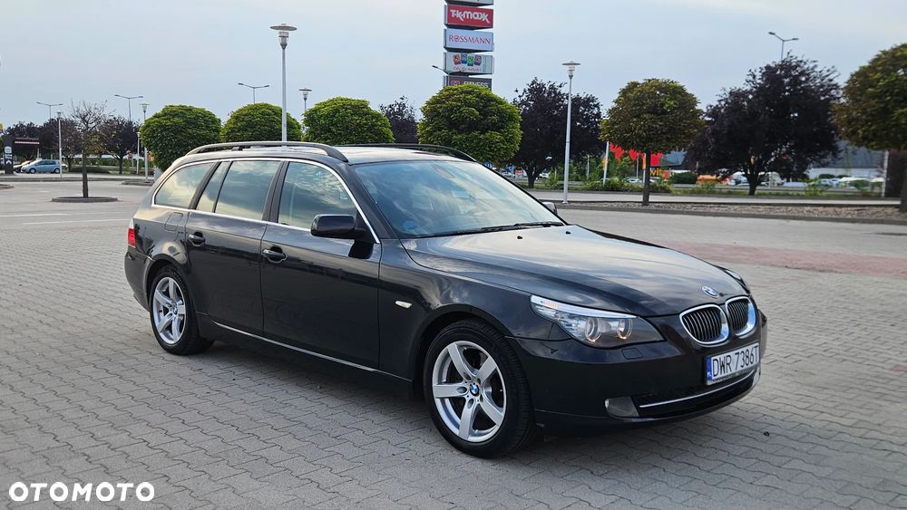 BMW Seria 5 525xi Edition Sport - 15