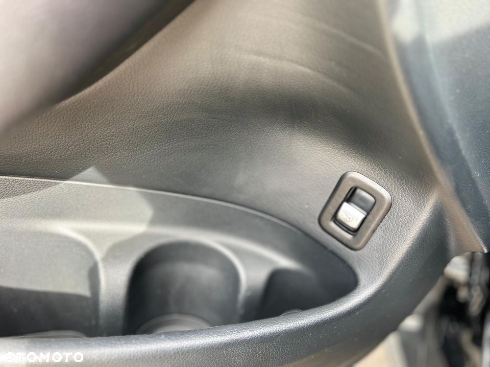 Mercedes-Benz GLC 220 d 4Matic 9G-TRONIC AMG Line - 28