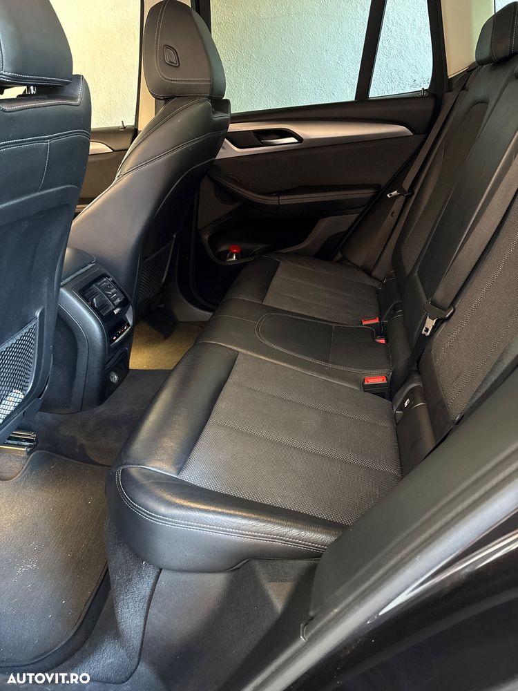 BMW X3 xDrive20d AT xLine - 12