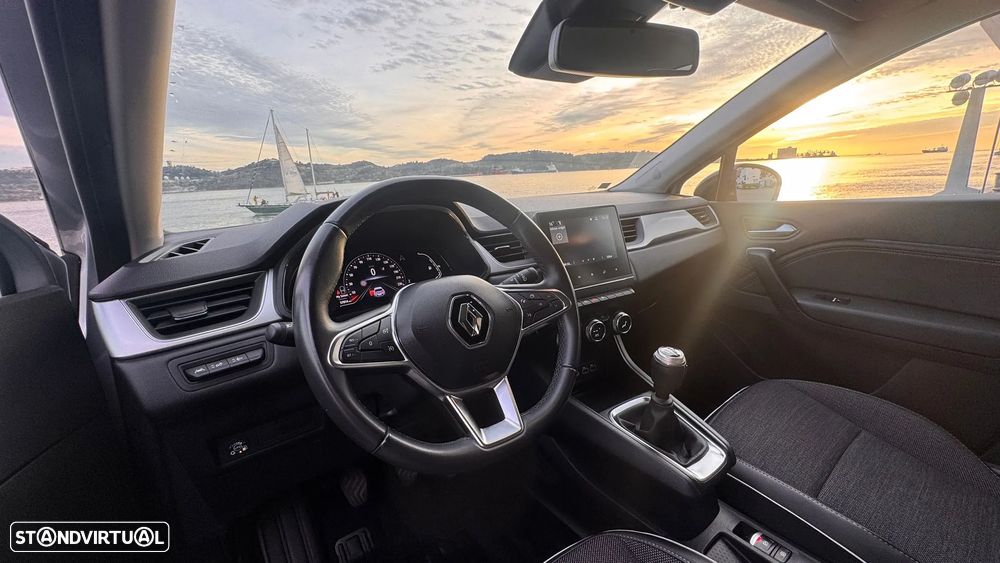 Renault Captur 1.0 TCe Techno Bi-Fuel - 11