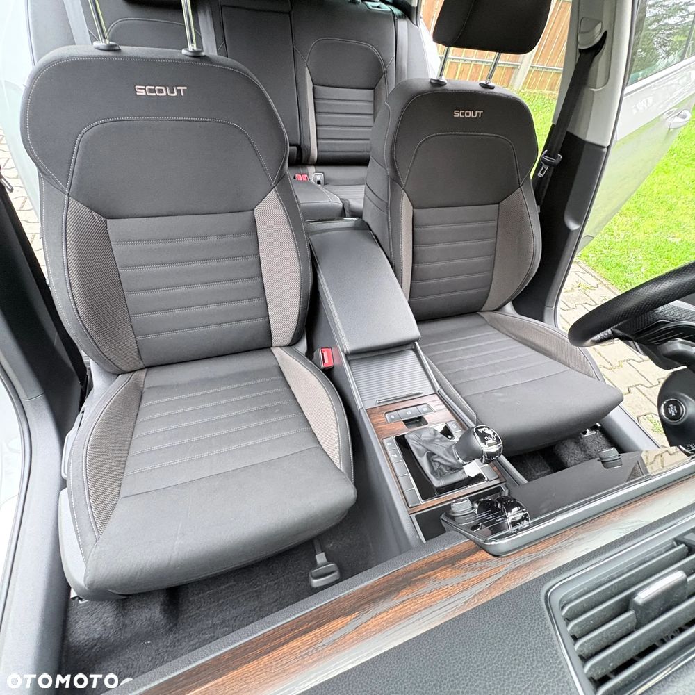 Skoda Superb 2.0 TSI 4x4 Scout DSG - 13