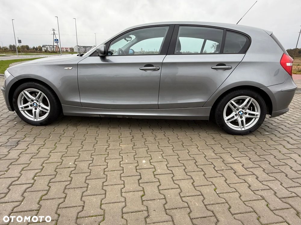 BMW Seria 1 118i - 11
