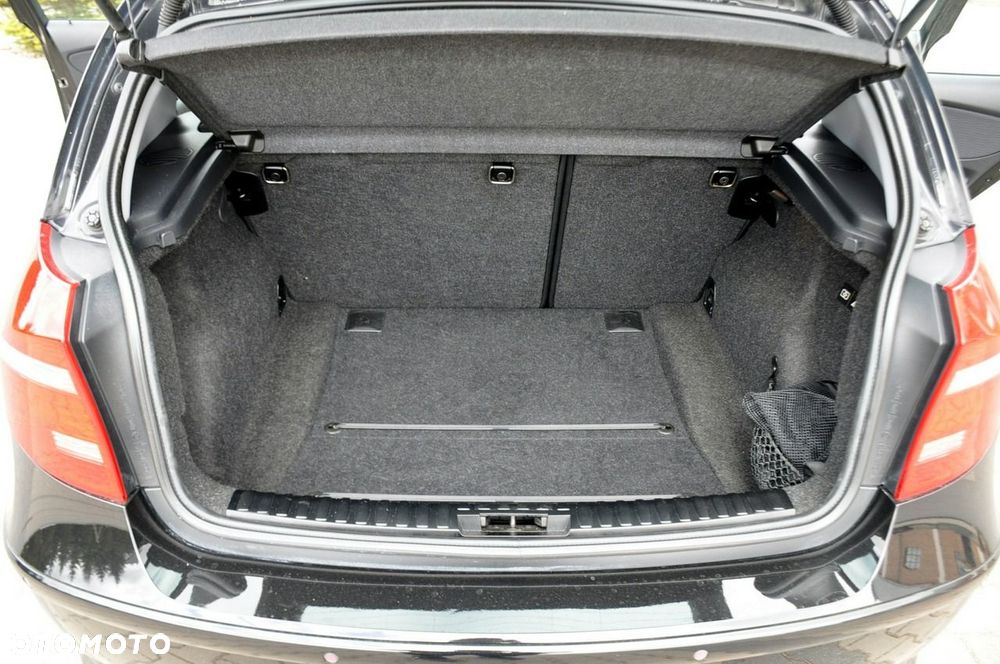 BMW Seria 1 - 37