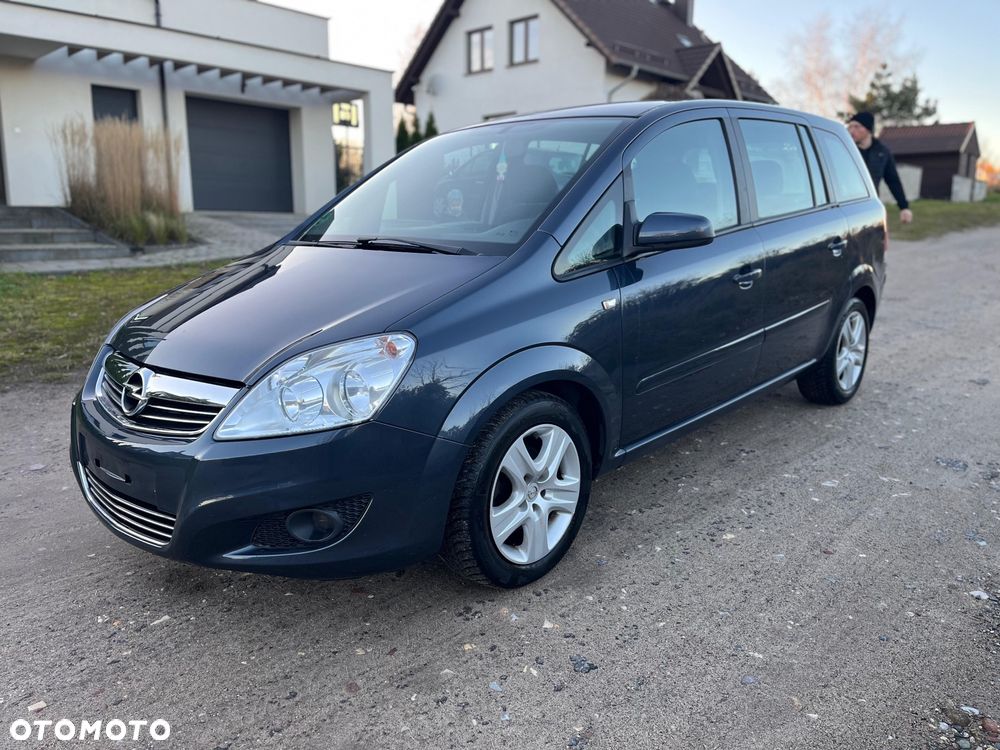Opel Zafira 1.6 - 15