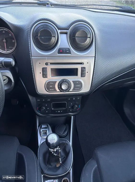 Alfa Romeo MiTo 1.3 JTD Distinctive - 5