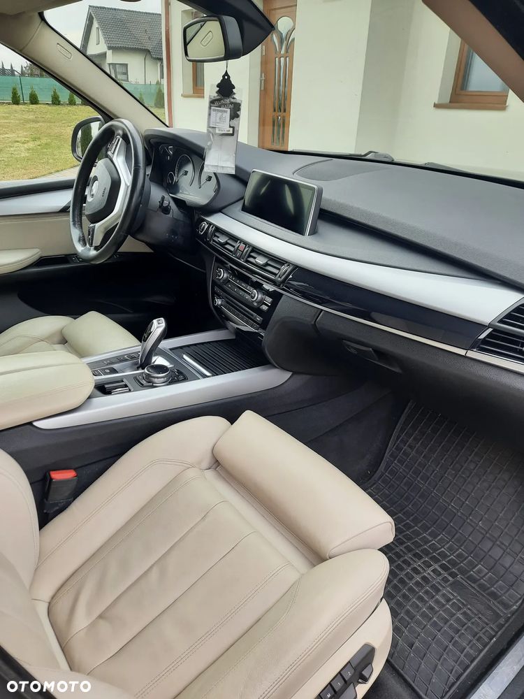 BMW X5 xDrive30d Sport-Aut - 17