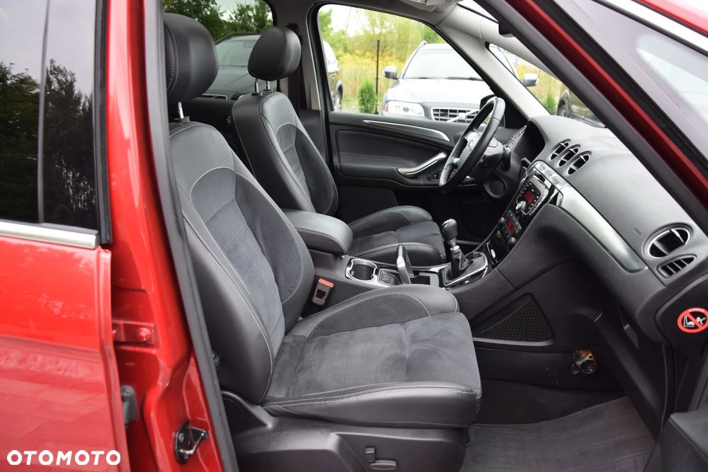 Ford S-Max 2.0 TDCi DPF Titanium - 28